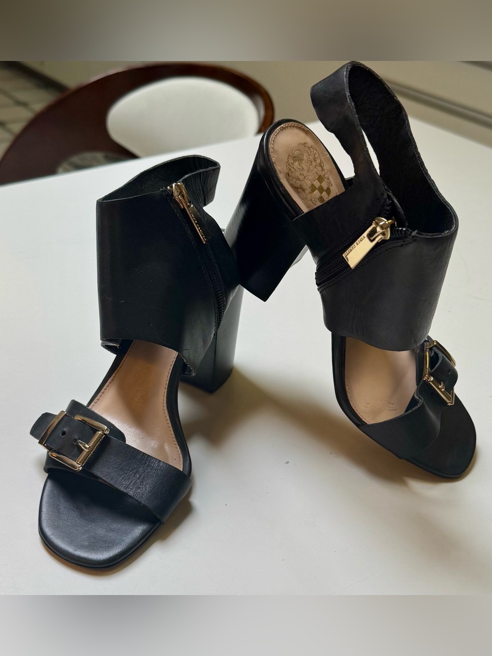 Vince Camuto, rare sample sz7 black leather gold hardware stack heel sandal nwot
